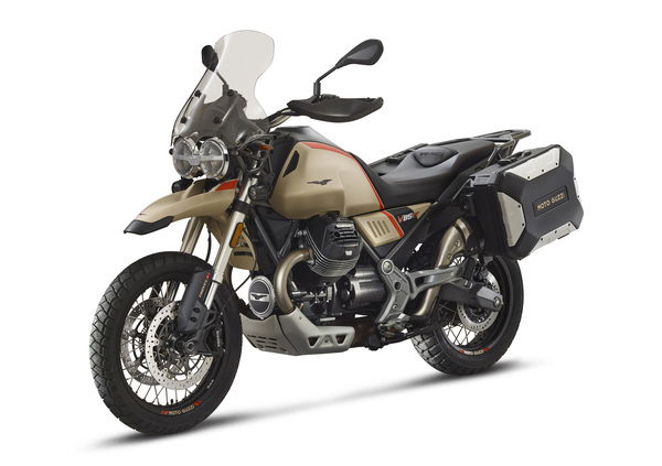 Moto Guzzi V85 TT Travel a EICMA 2019. Voglia di viaggiare