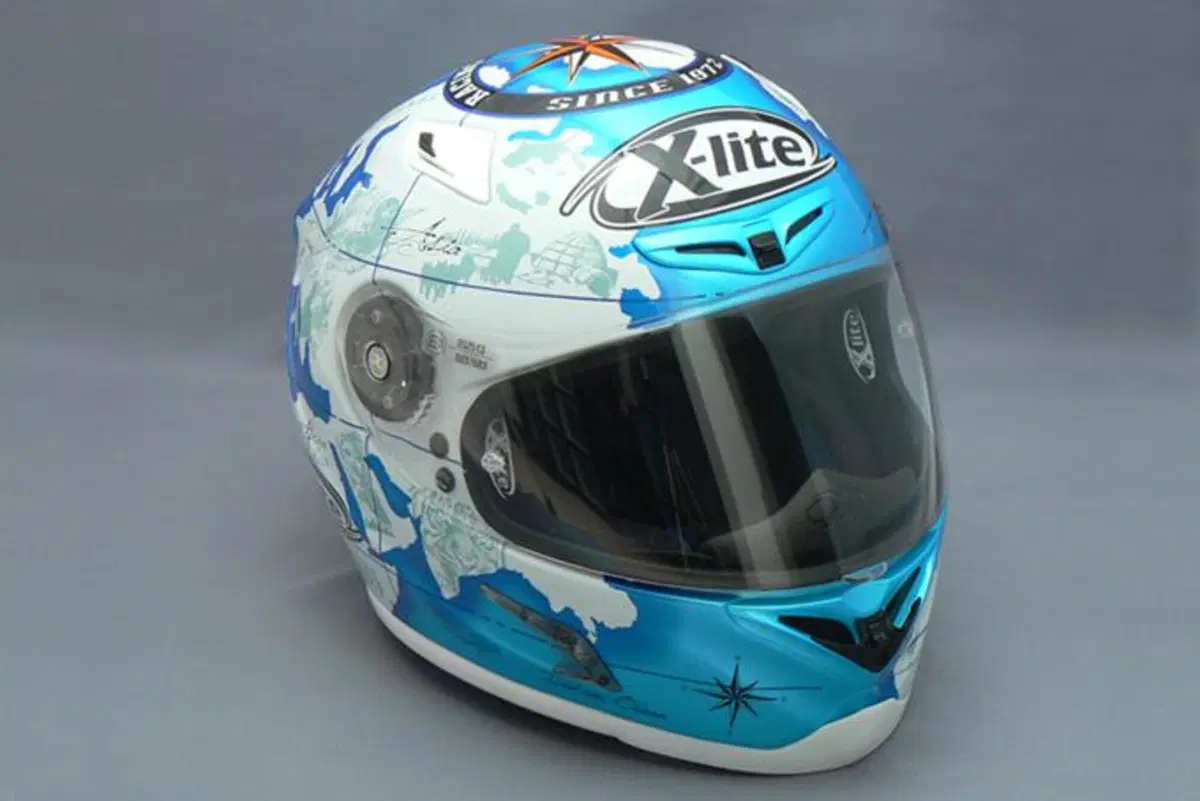 All’asta il casco di Carlos Checa a favore di ALP (2)