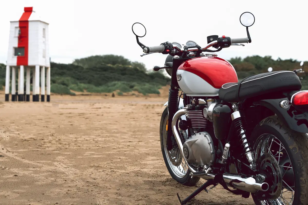 Triumph Bonneville T120 Bonneville T120 Bud Ekins SE (2020) (9)