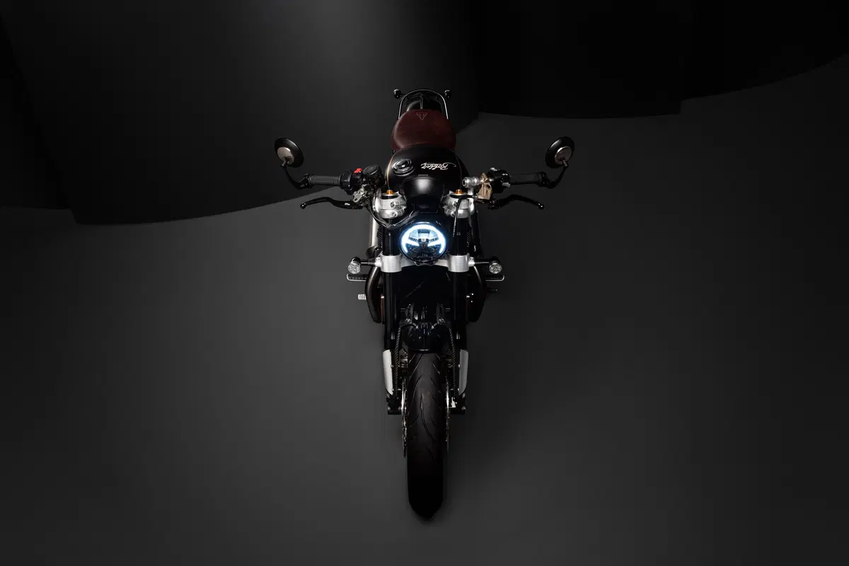 Nuova Triumph Bobber TFC a EICMA 2019: foto e dati  (10)