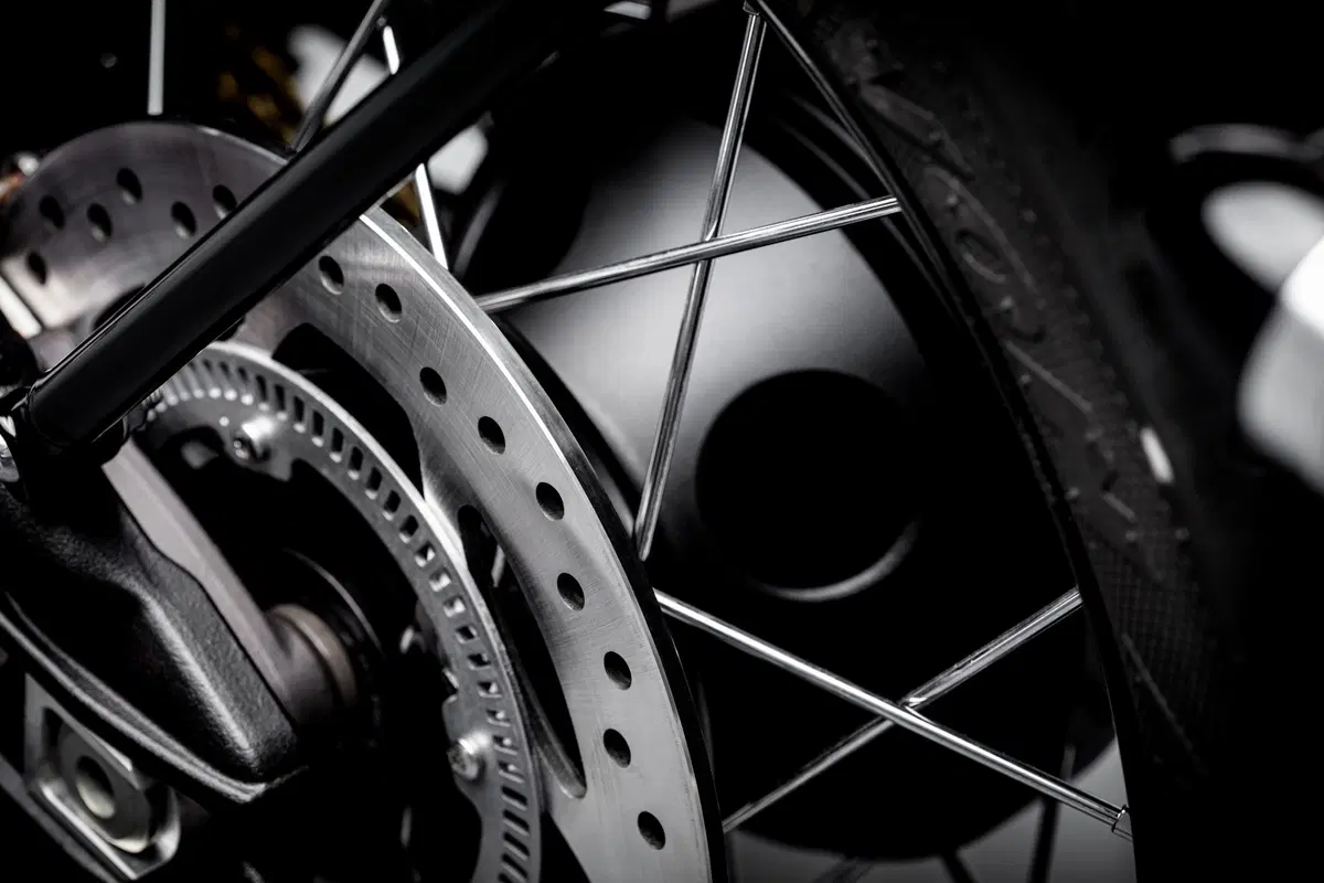 Nuova Triumph Bobber TFC a EICMA 2019: foto e dati  (23)