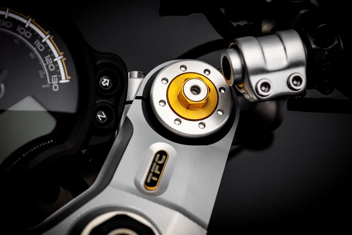 Nuova Triumph Bobber TFC a EICMA 2019: foto e dati  (32)