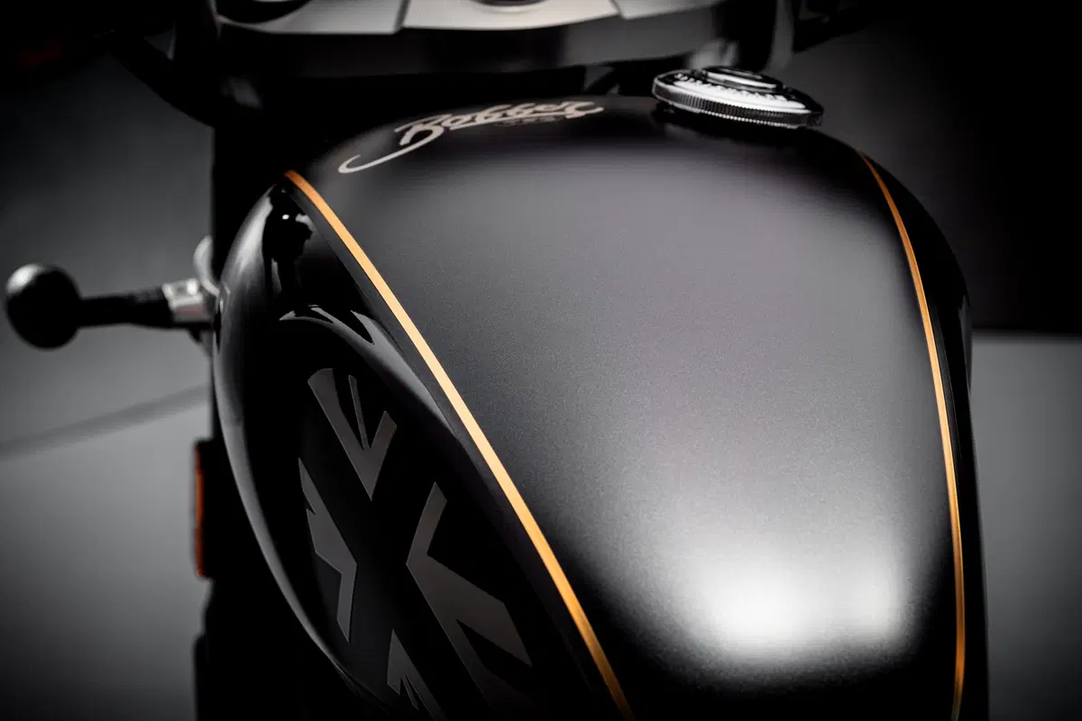 Nuova Triumph Bobber TFC a EICMA 2019: foto e dati  (37)