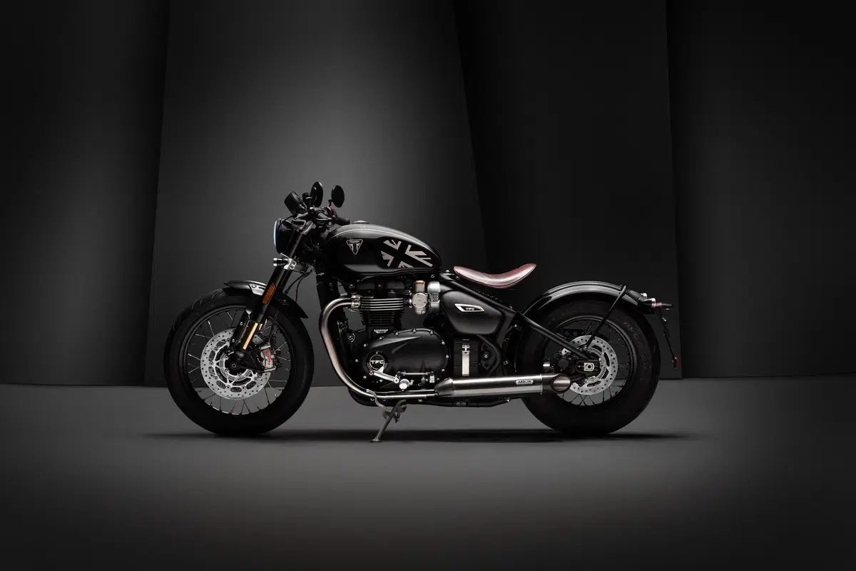 Nuova Triumph Bobber TFC a EICMA 2019: foto e dati  (3)