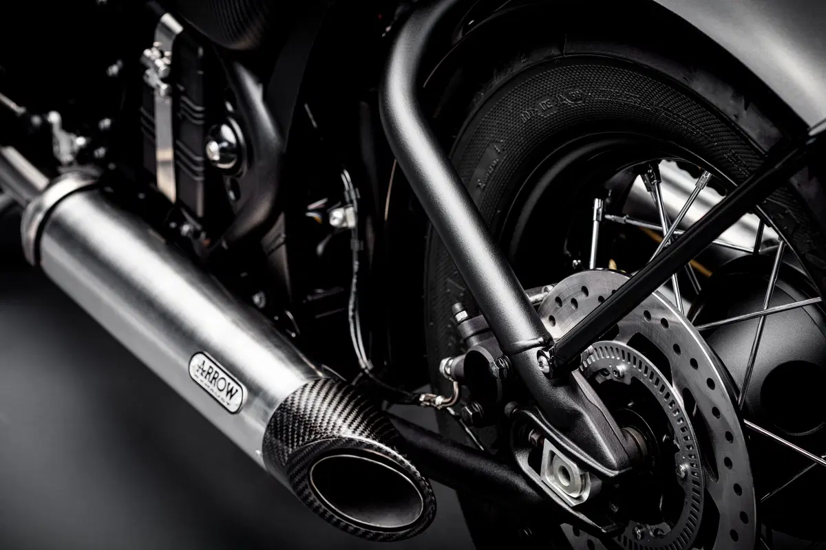 Nuova Triumph Bobber TFC a EICMA 2019: foto e dati  (41)