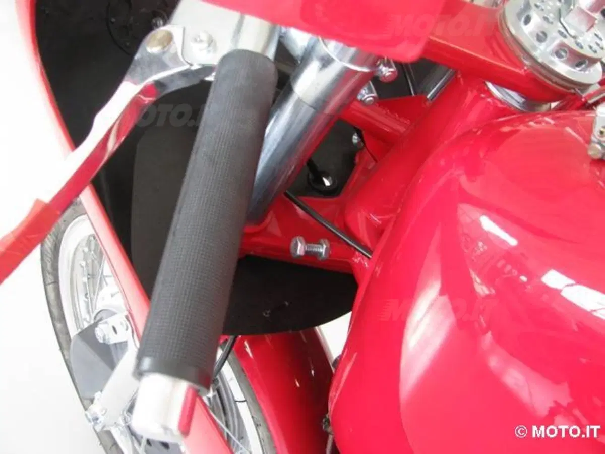 Le Strane di Moto.it: la MV Agusta 500 3 cilindri di Agostini (4)