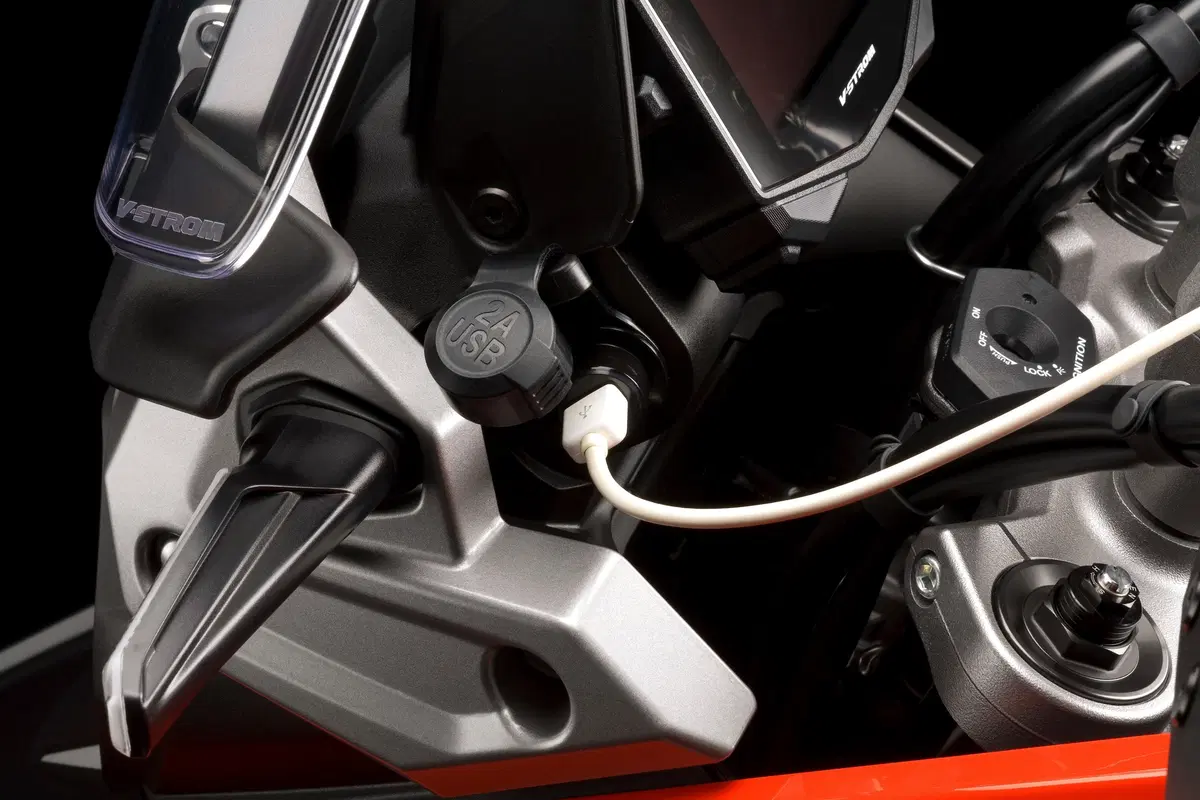 Suzuki V-Strom 1050XT V-Strom 1050XT (2020 - 23) (27)
