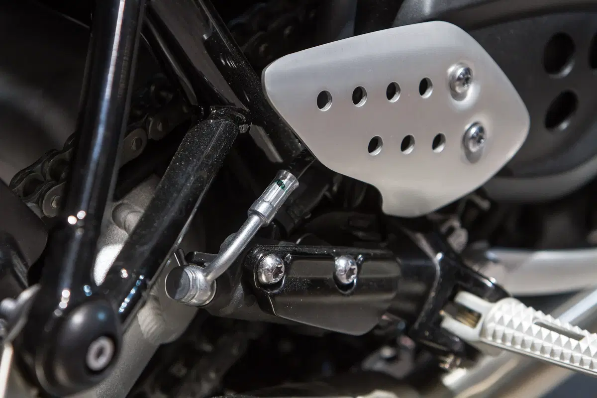 Triumph Thruxton RS a EICMA 2019. Foto e dati (19)