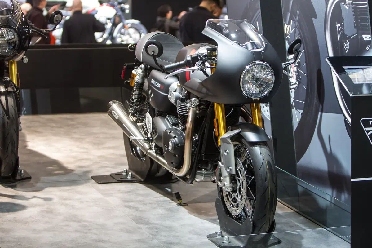 Triumph Thruxton RS a EICMA 2019. Foto e dati