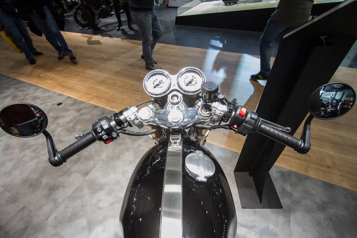 Triumph Thruxton RS a EICMA 2019. Foto e dati (23)