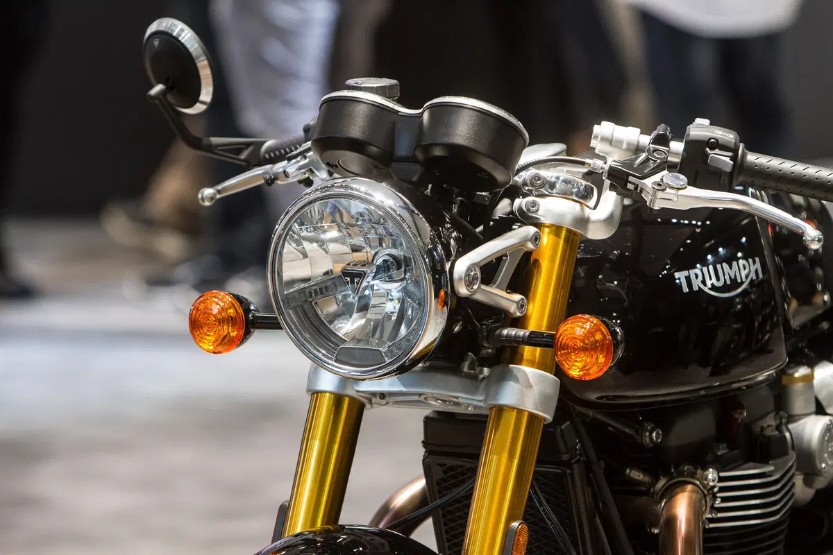 Triumph Thruxton RS a EICMA 2019. Foto e dati (30)
