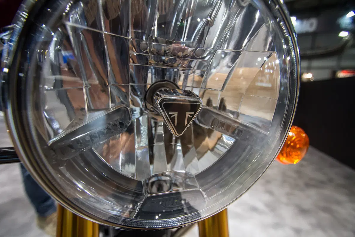 Triumph Thruxton RS a EICMA 2019. Foto e dati (35)