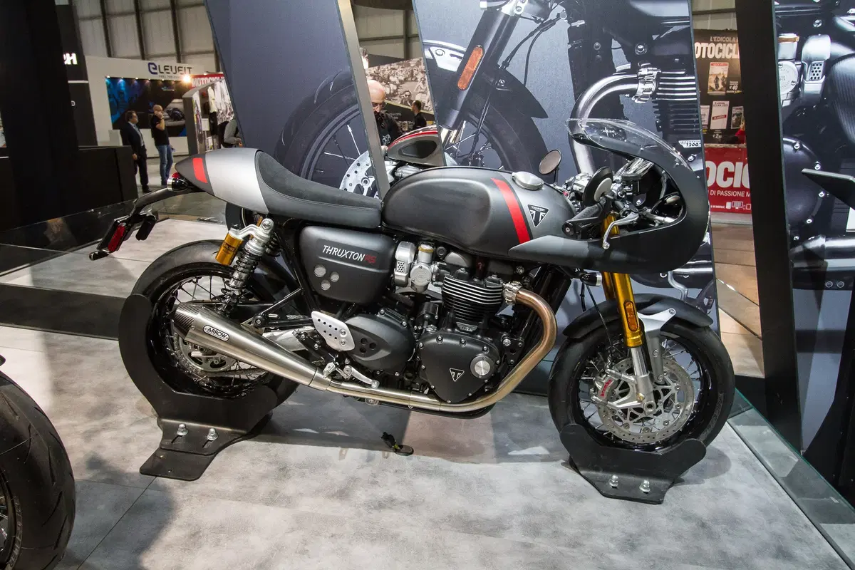 Triumph Thruxton RS a EICMA 2019. Foto e dati (2)
