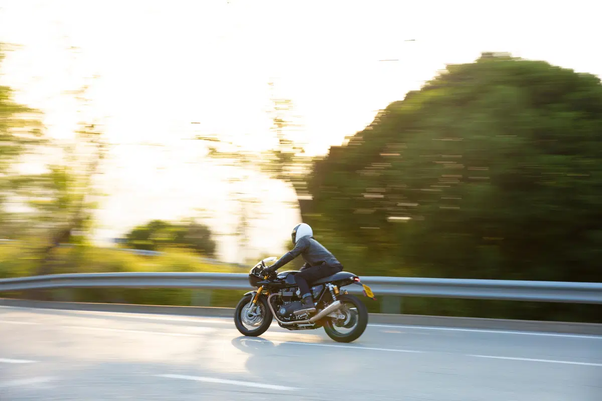 Triumph Thruxton RS a EICMA 2019. Foto e dati (4)