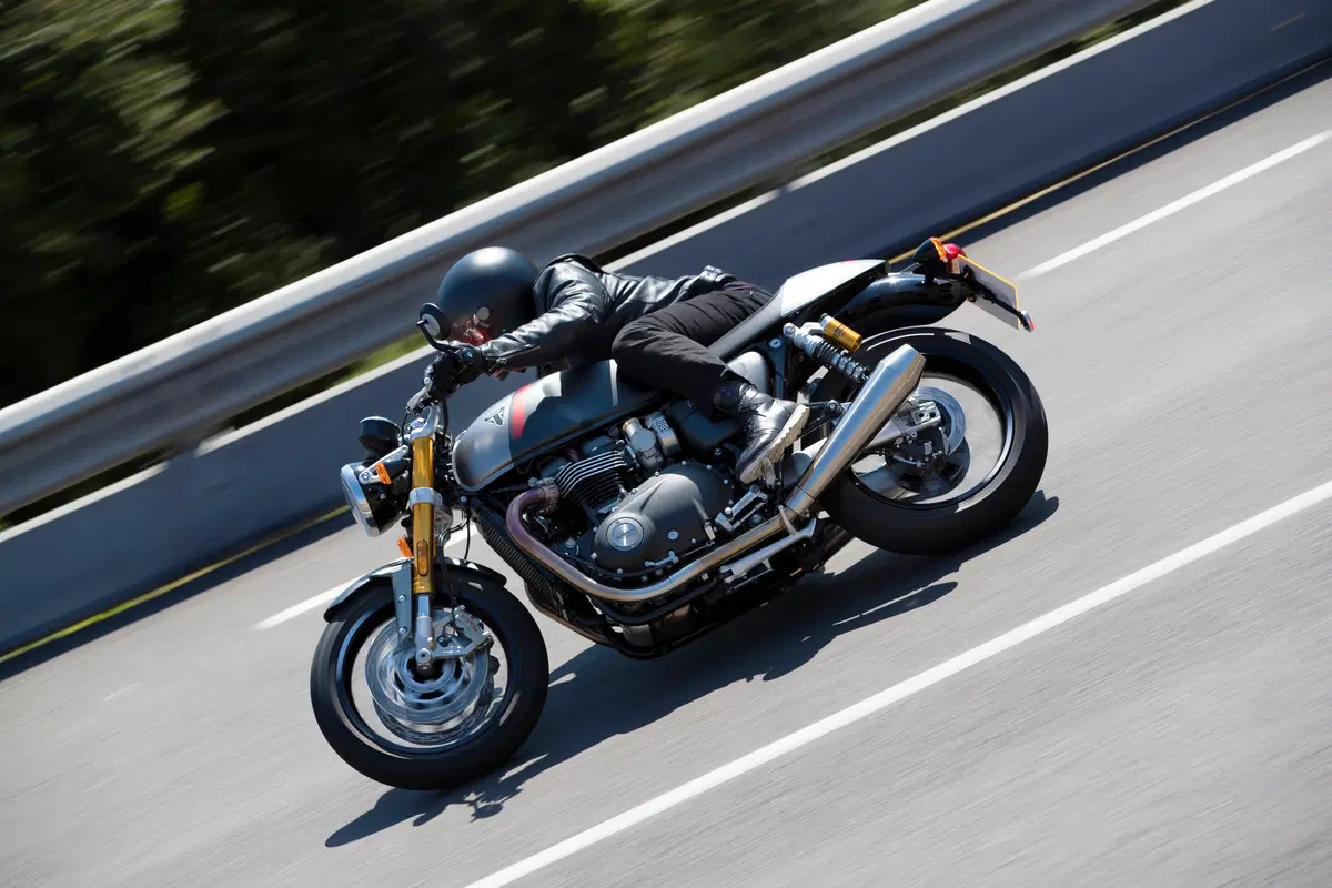 Triumph Thruxton RS a EICMA 2019. Foto e dati (31)