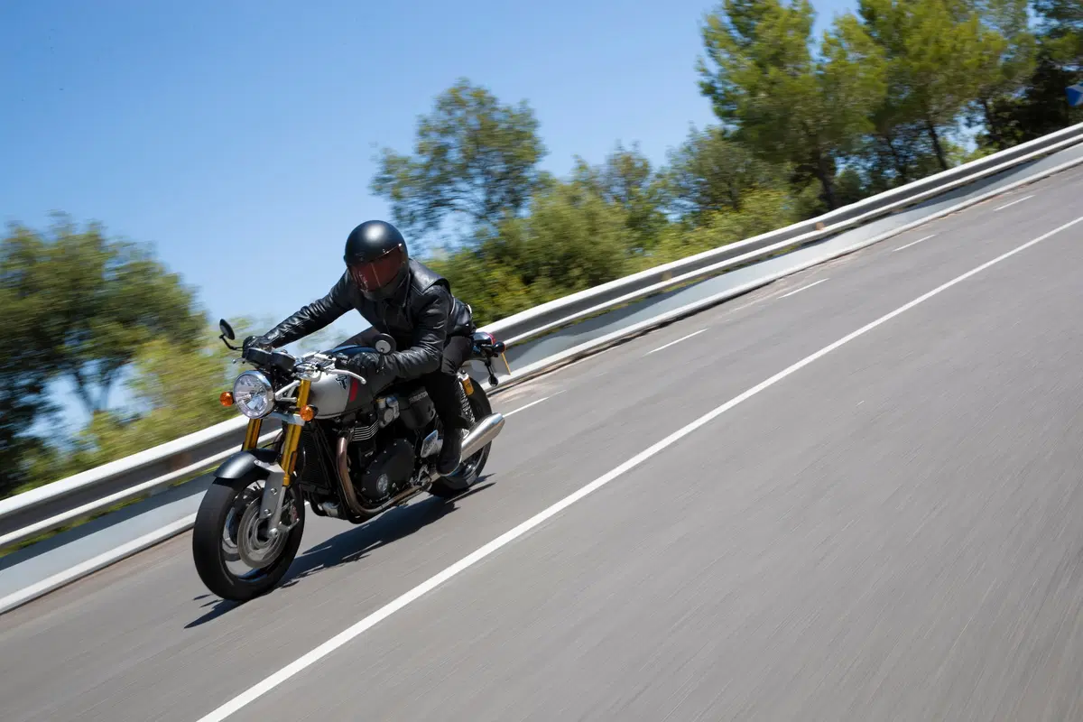 Triumph Thruxton RS a EICMA 2019. Foto e dati (39)