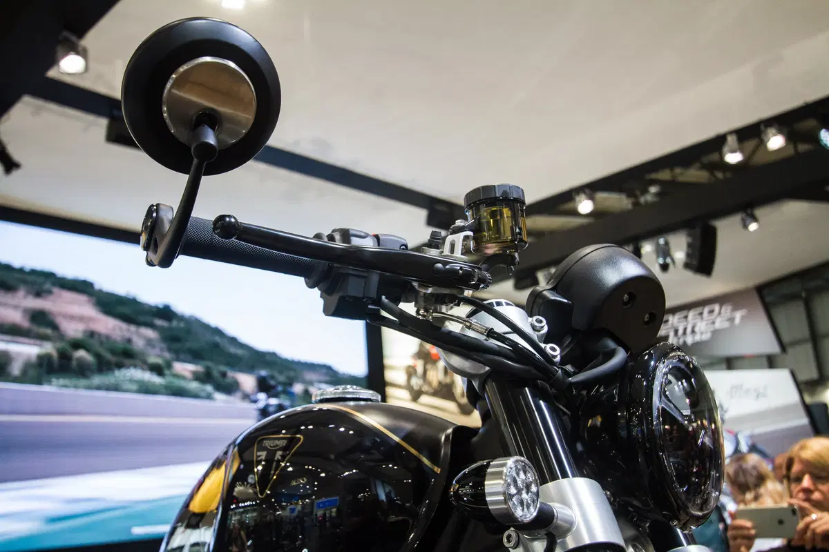  Triumph Bobber TFC a EICMA 2019: foto e dati  (18)