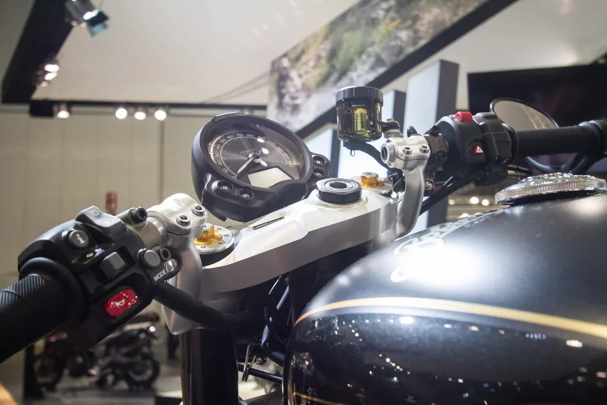  Triumph Bobber TFC a EICMA 2019: foto e dati  (23)