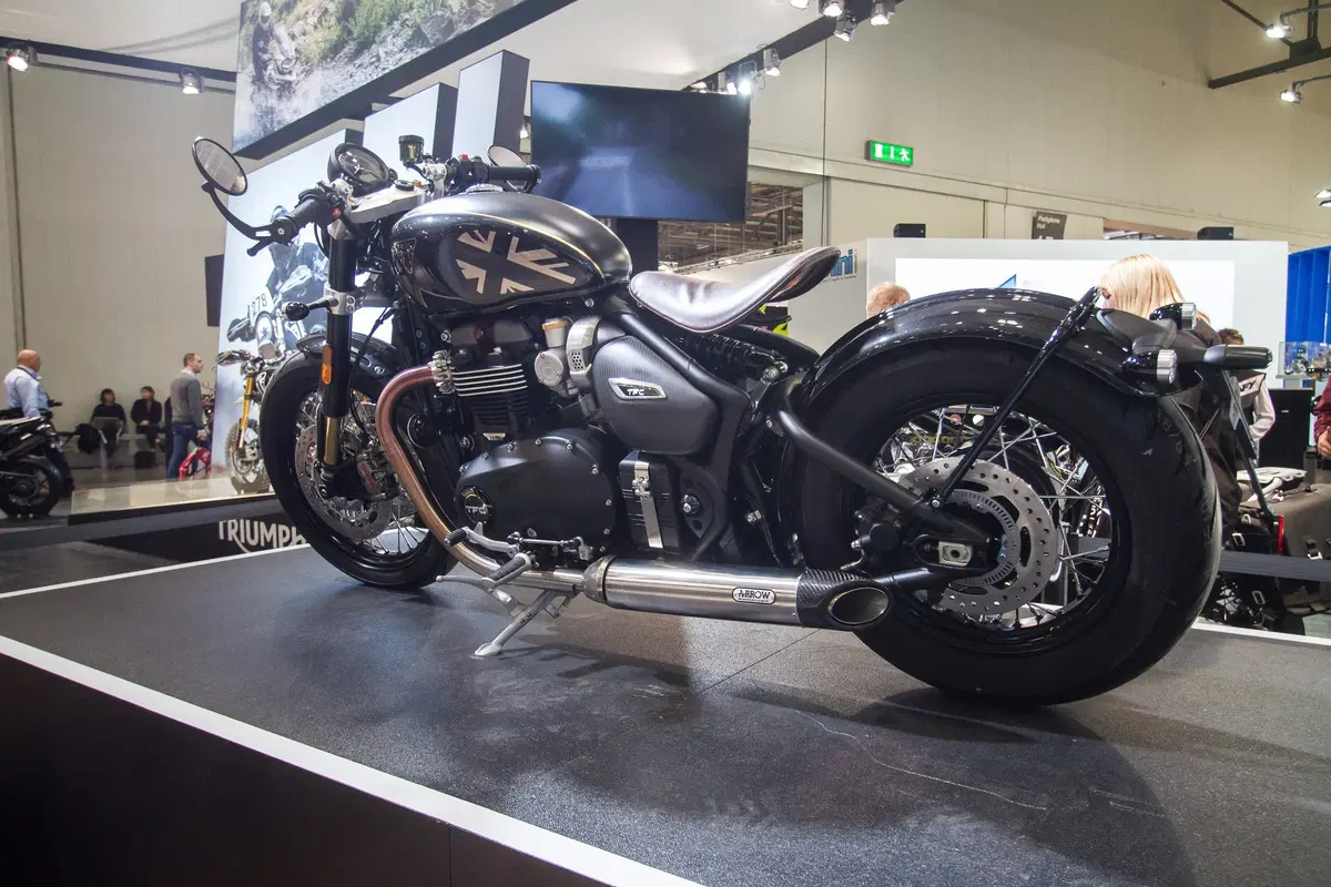  Triumph Bobber TFC a EICMA 2019: foto e dati  (3)