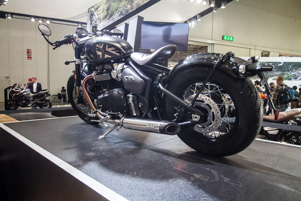  Triumph Bobber TFC a EICMA 2019: foto e dati  (2)