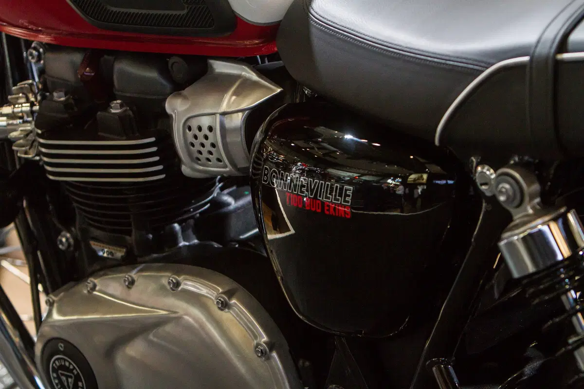 Triumph Bonneville T120 e T100 Bud Ekins (27)