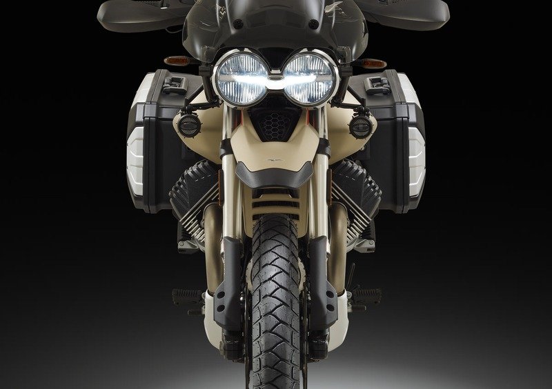 Moto Guzzi V85 V85 TT Travel (2020) (6)