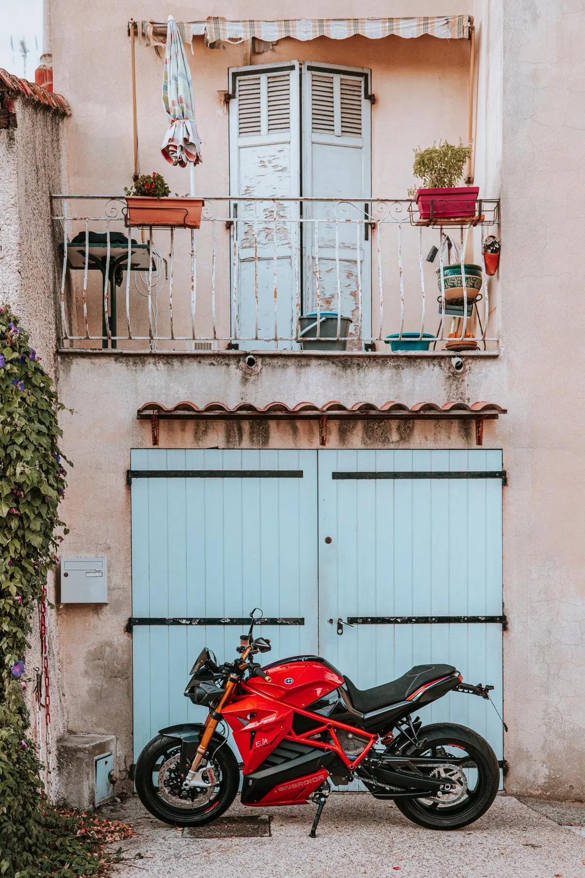 Energica Eva Eva Ribelle (2020 - 22) (6)