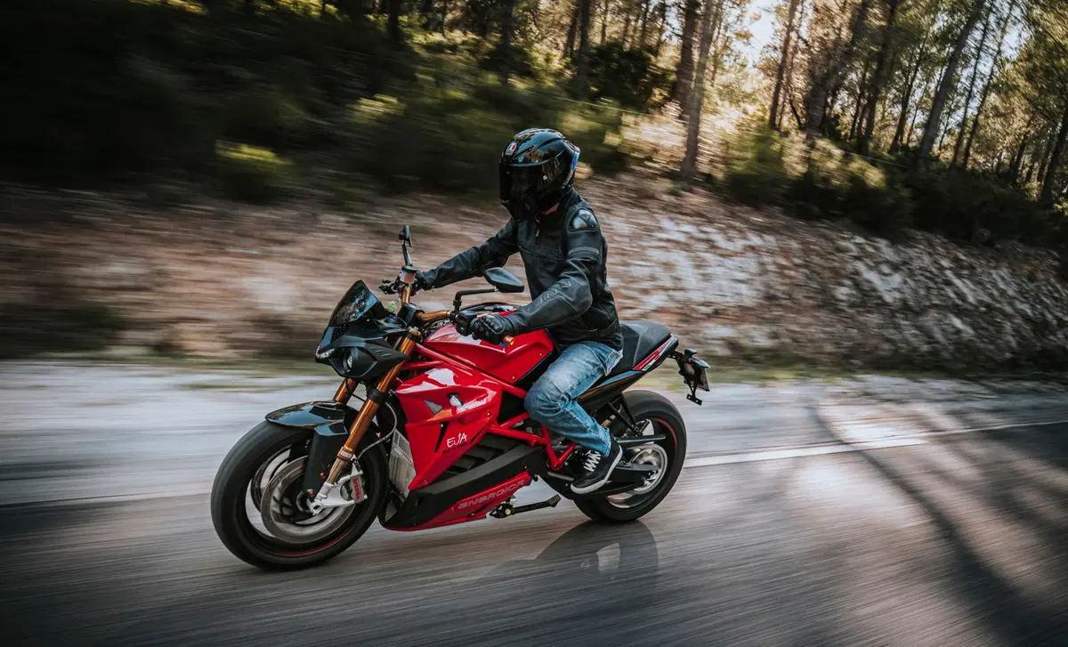 Energica Eva Eva Ribelle (2020 - 22) (15)
