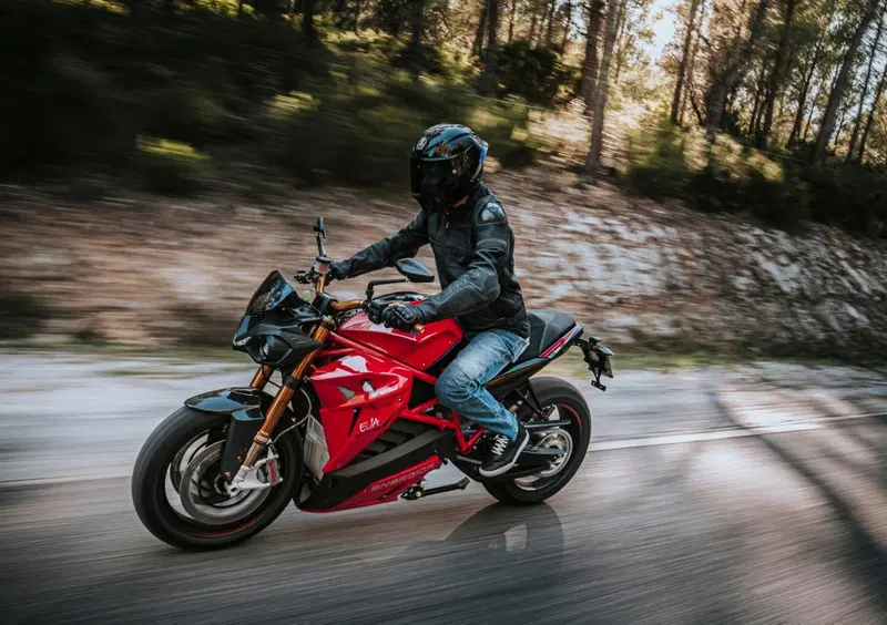 Energica Eva Eva Ribelle (2020 - 22) (15)
