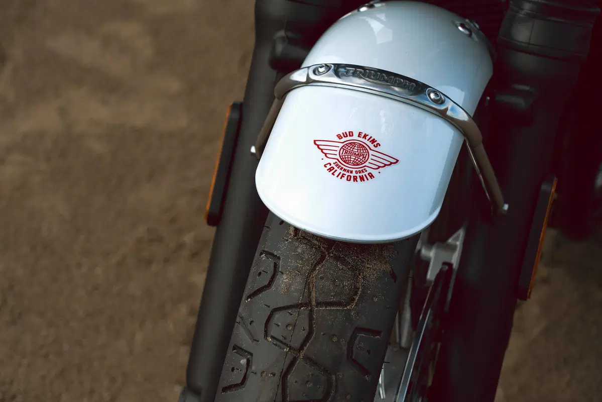 Triumph Bonneville T120 e T100 Bud Ekins (7)
