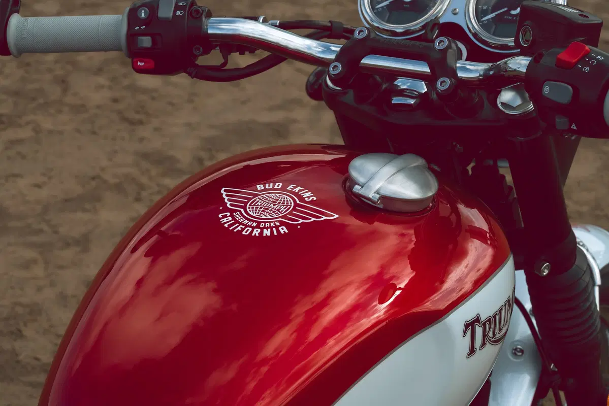 Triumph Bonneville T120 e T100 Bud Ekins (13)