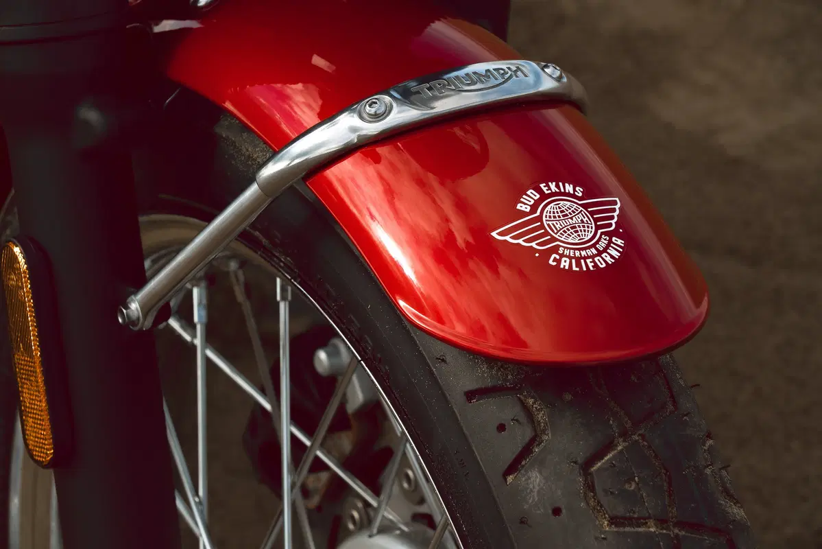 Triumph Bonneville T120 e T100 Bud Ekins (17)