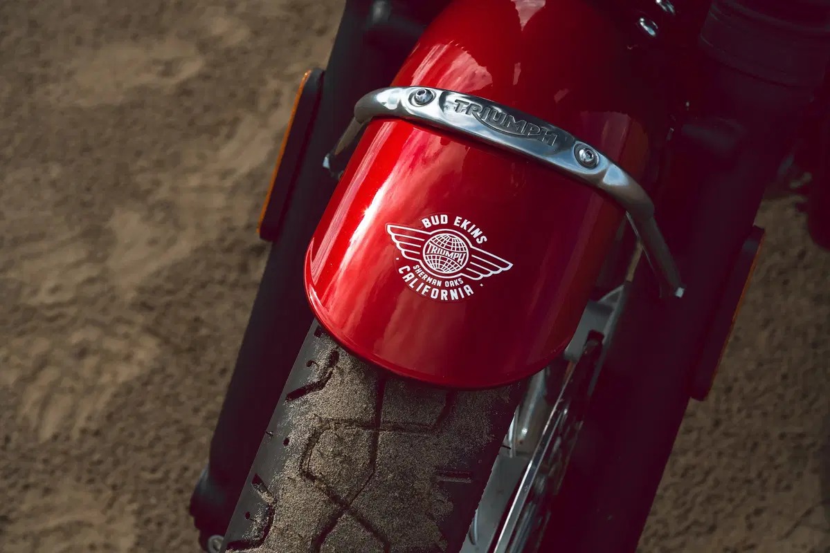 Triumph Bonneville T120 e T100 Bud Ekins (25)