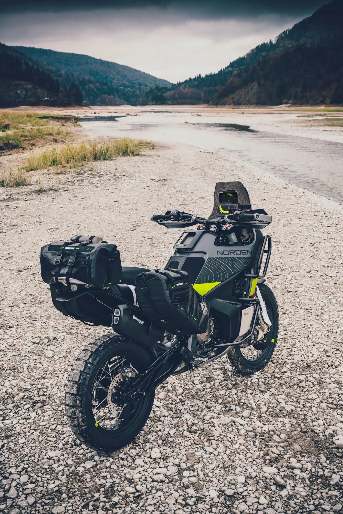 Husqvarna Norden 901 Concept a EICMA 2019 (3)