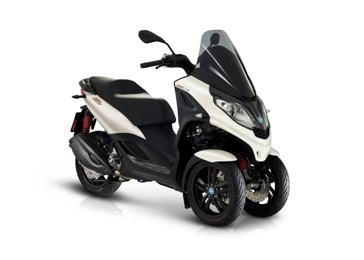 Piaggio MP3 310 Sport (2025 - 26) (5)