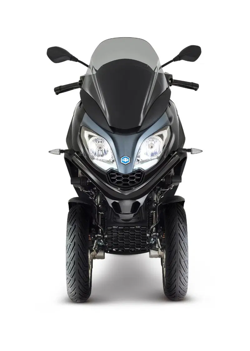 Piaggio MP3 310 (2025 - 26) (3)