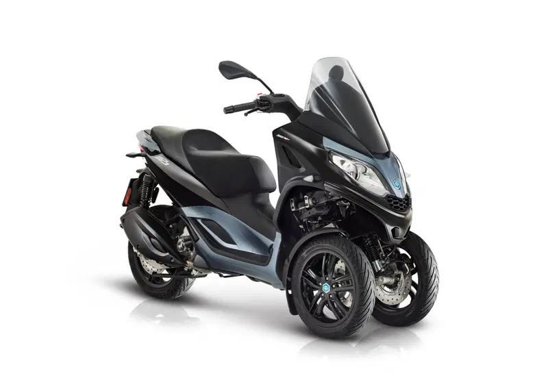 Piaggio MP3 310 (2025 - 26) (4)