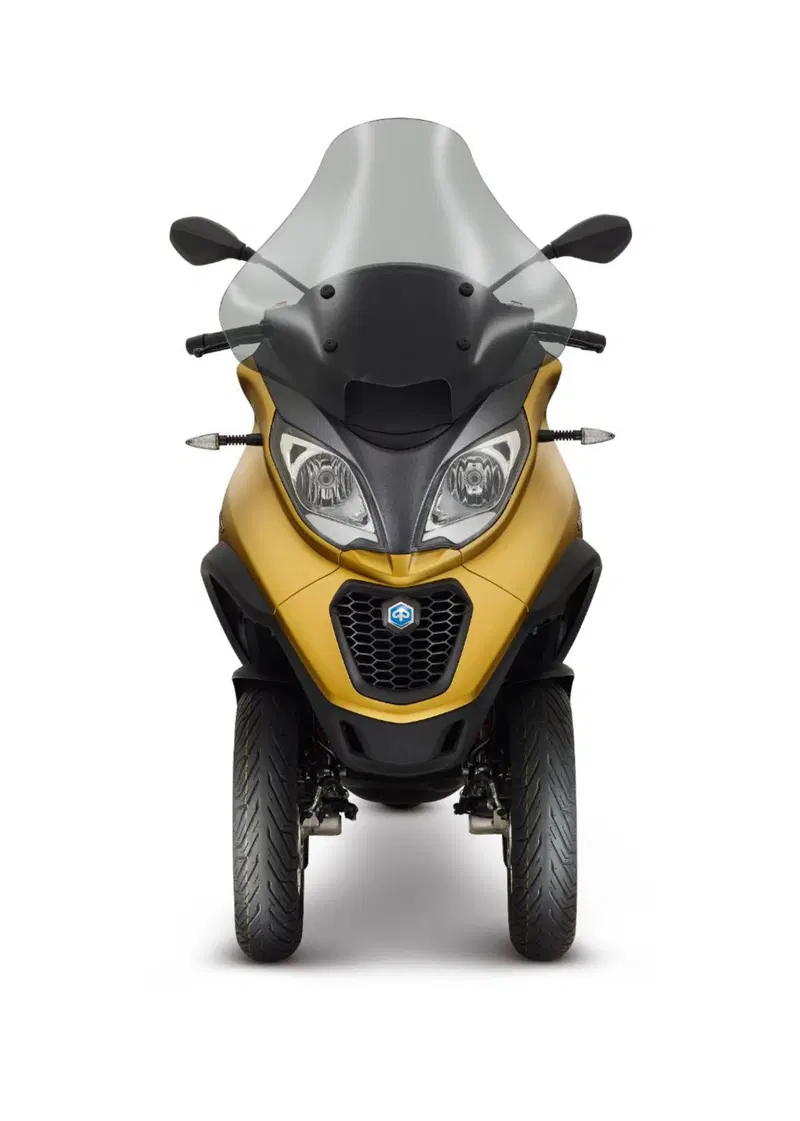 Piaggio MP3 530 Hpe Exclusive (2025 - 26) (5)