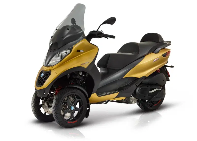 Piaggio MP3 530 Hpe Exclusive (2025 - 26) (8)