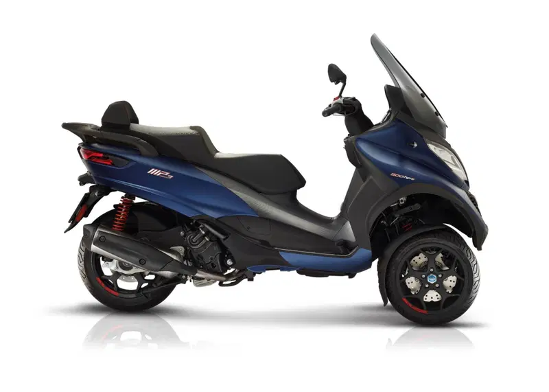 Piaggio MP3 530 Hpe Exclusive (2025 - 26) (4)