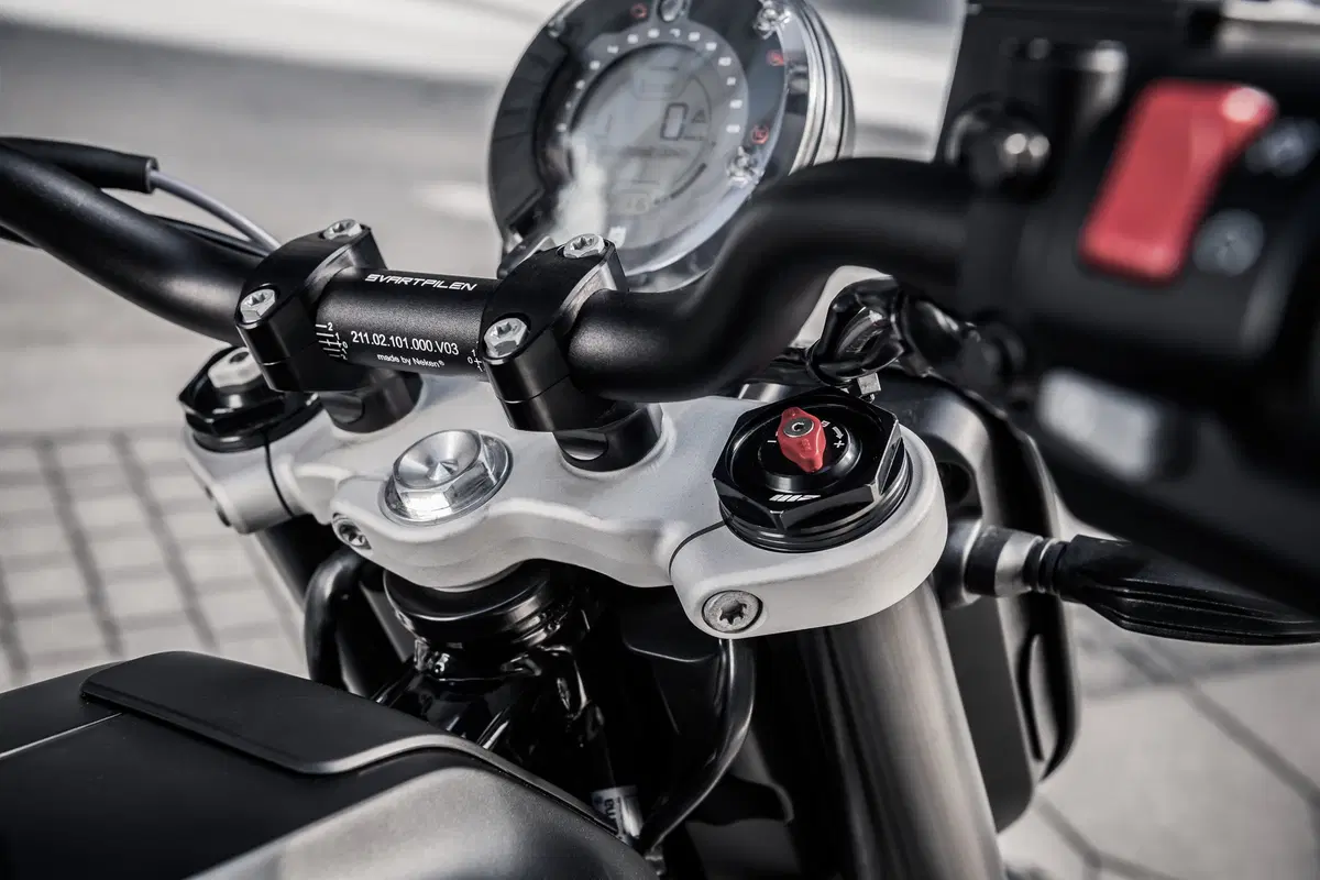 Husqvarna Svartpilen 701 Svartpilen 701 (2020) (19)