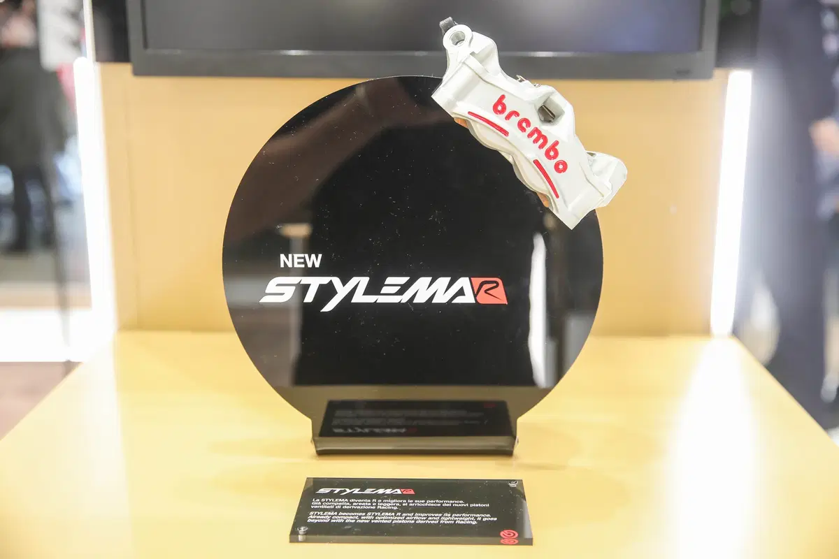 Brembo a EICMA 2019: nuova Stylema R, frizione RCS Corsacorta e pinza GP4-RR