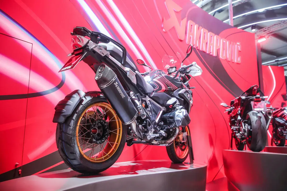 Akrapovic a EICMA 2019 (5)