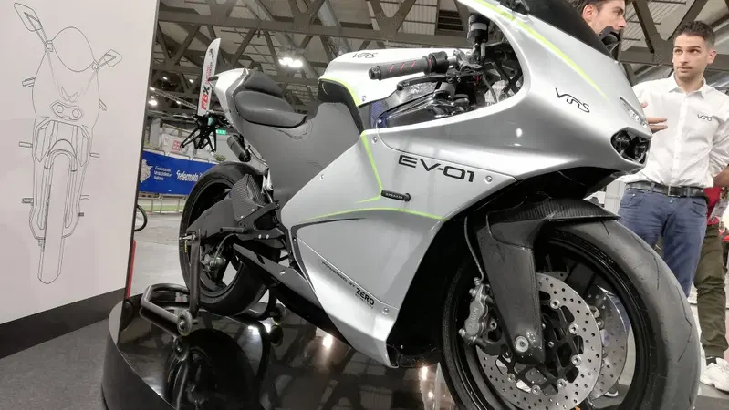 Vins EV-01: dal 2 tempi all'elettrico a EICMA 2019