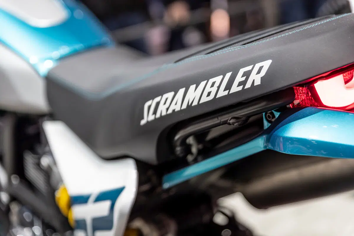 Scrambler DesertX e The Motard Concept a ECIMA 2019 (7)