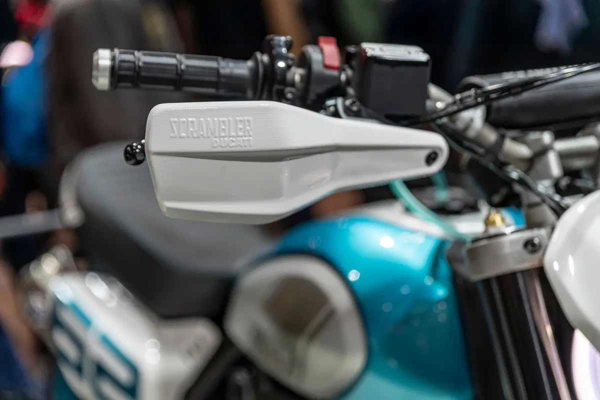 Scrambler DesertX e The Motard Concept a ECIMA 2019 (13)