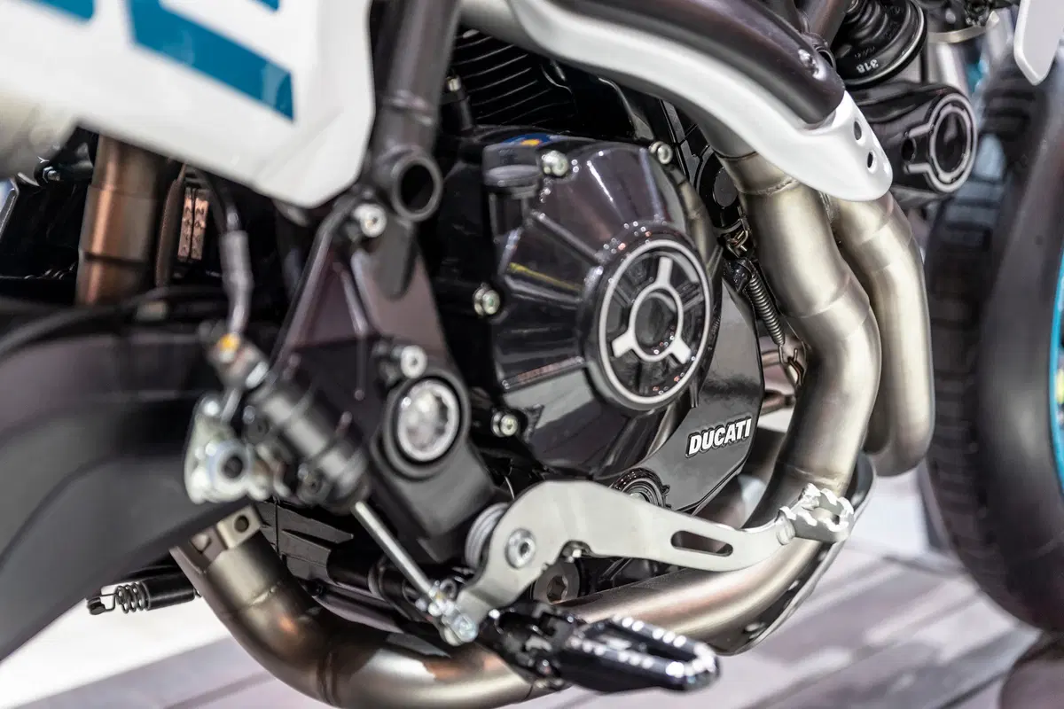 Scrambler DesertX e The Motard Concept a ECIMA 2019 (18)