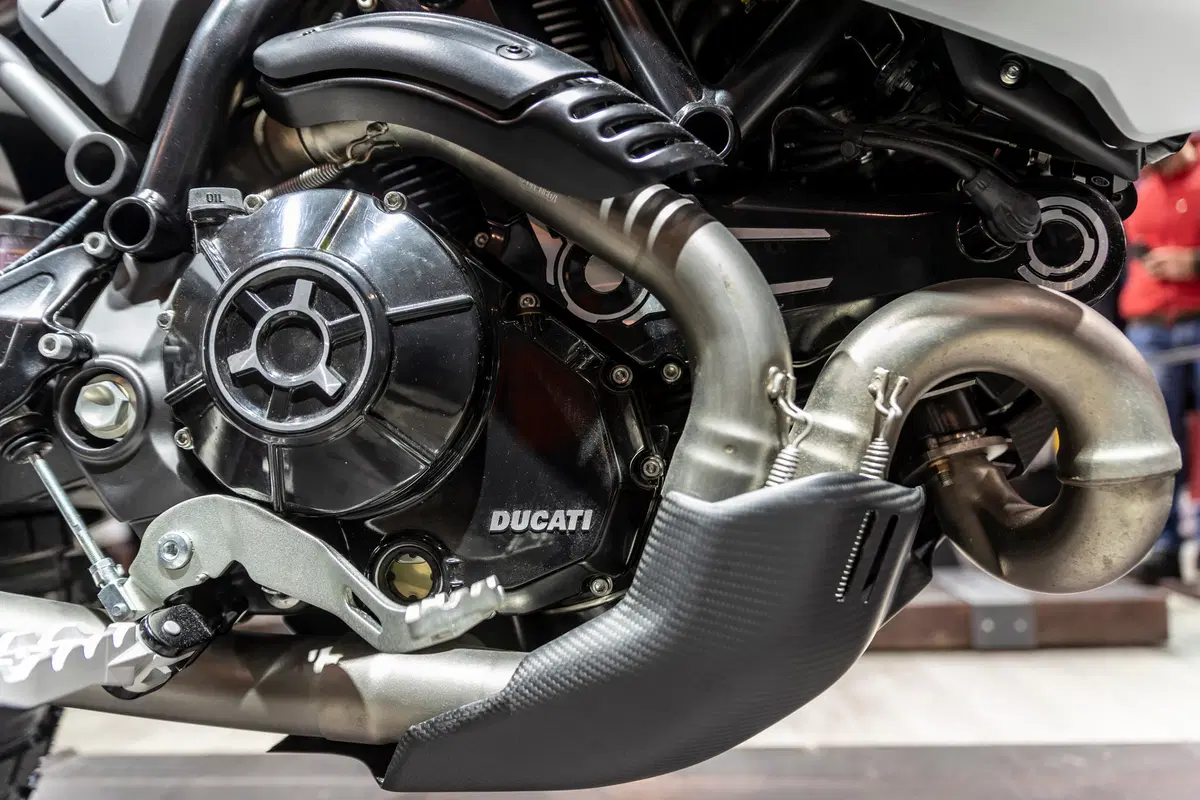 Scrambler DesertX e The Motard Concept a ECIMA 2019 (39)