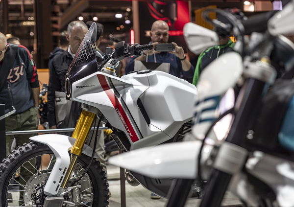 Scrambler DesertX e The Motard Concept a ECIMA 2019