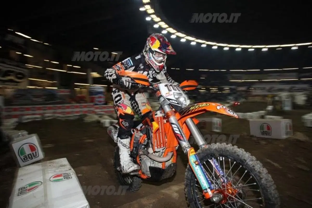 Taddy Blazusiak trionfa nel Superenduro di Genova (2)